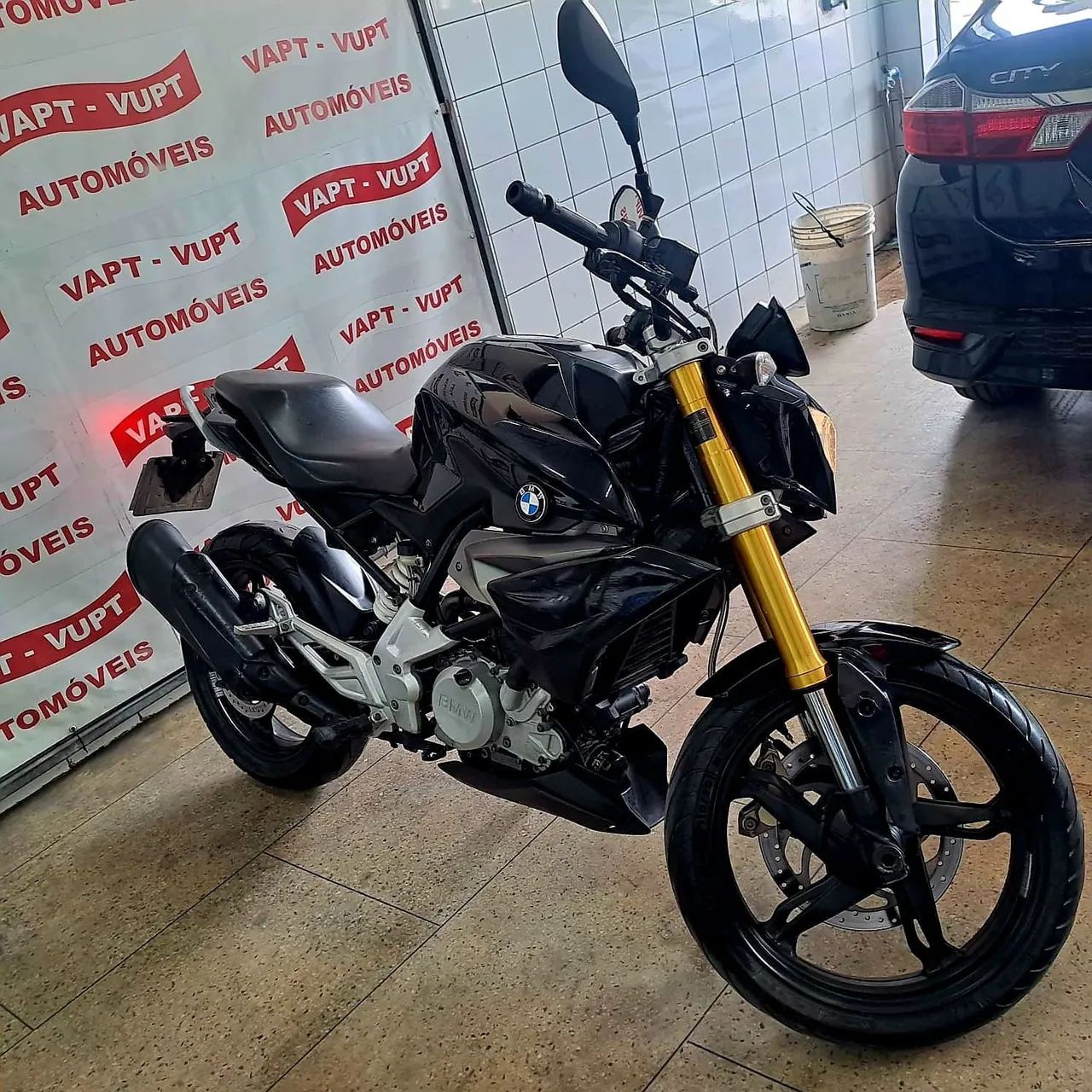 BMW G310 R - Foto 2