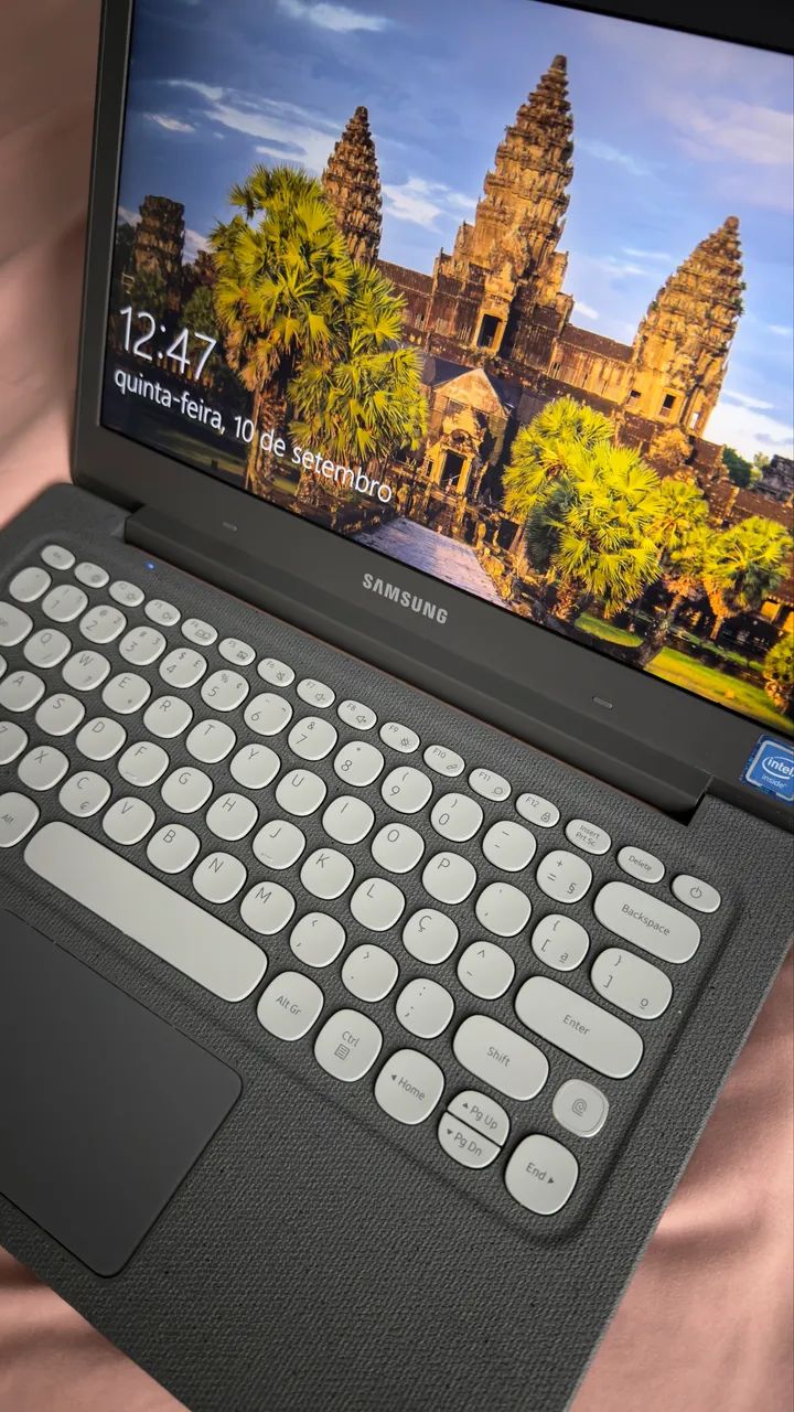 Notebook Samsung Flash F30 13,3