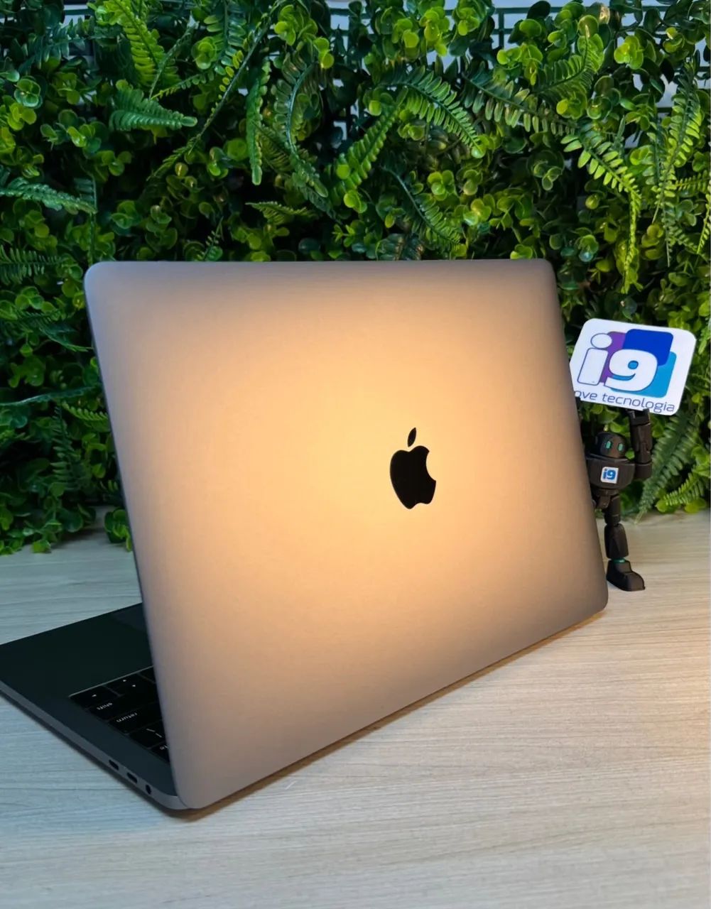 MacBook Pro 2019 A1989 Intel Core i7 Quad core 16GB DDR3 1TB SSD