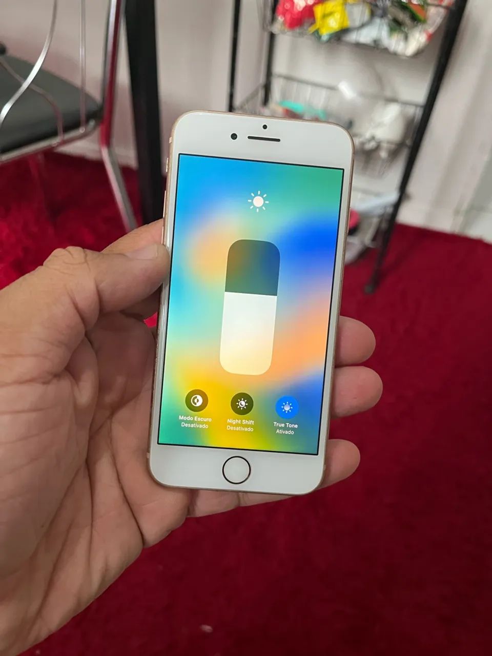 iPhone 8 top 64gigas! Valor 400$ - Celulares e Smartphones