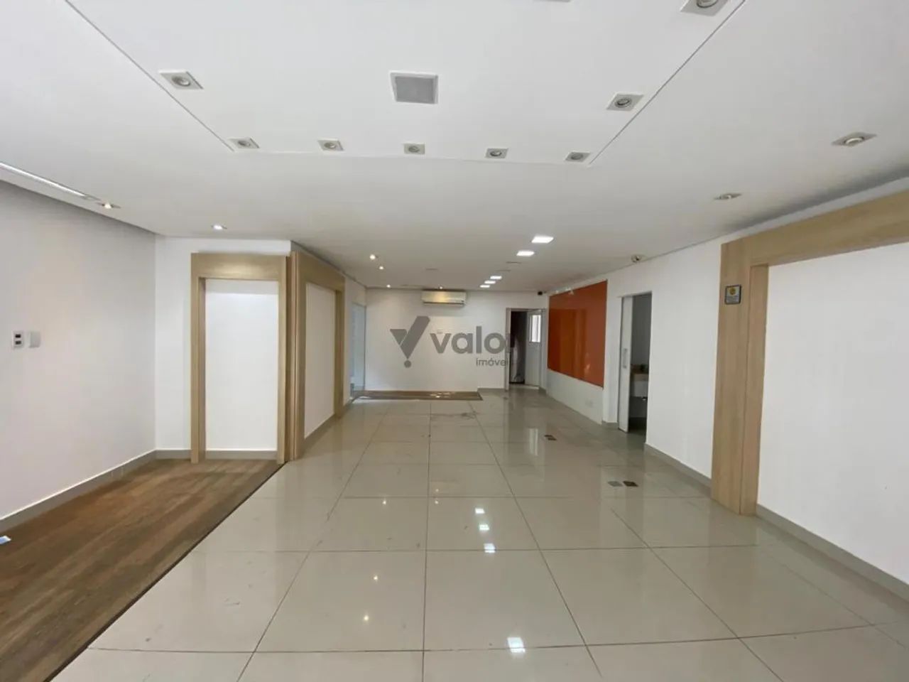Casa para alugar em Campinas, Cambuí, com 5 quartos, com 424 m² - Foto 2
