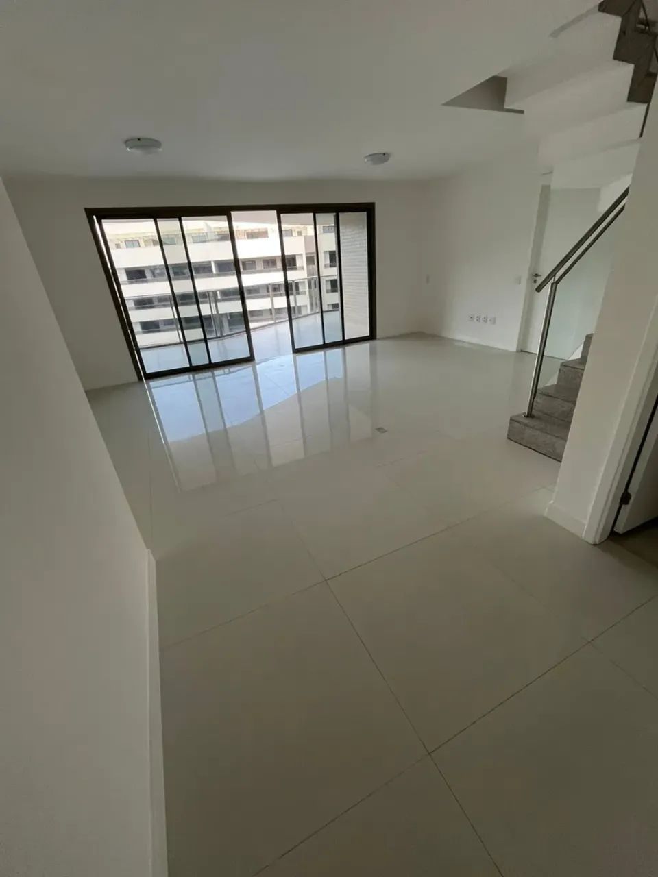 Cobertura duplex Ilha Pura 461m2 - Foto 2