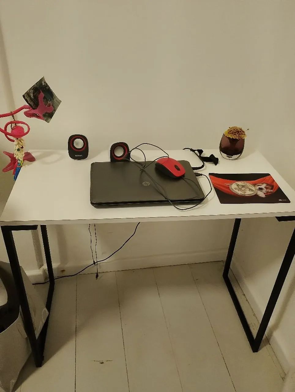 Mesa  para estudo/ computador