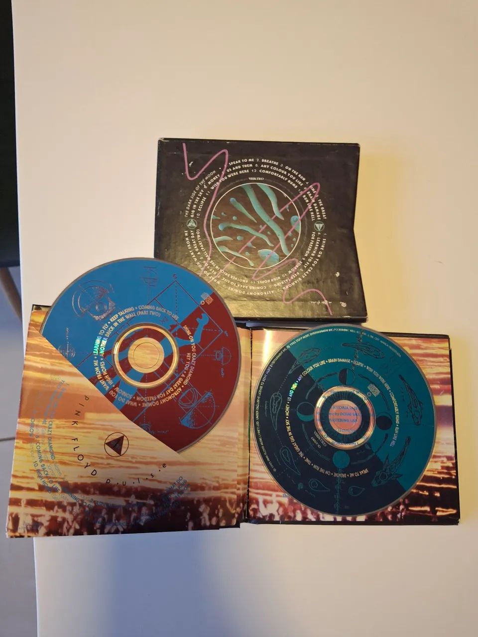 Pink Floyd - P·U·L·S·E, 2 CDs, edição original de 1995 (capa dura)