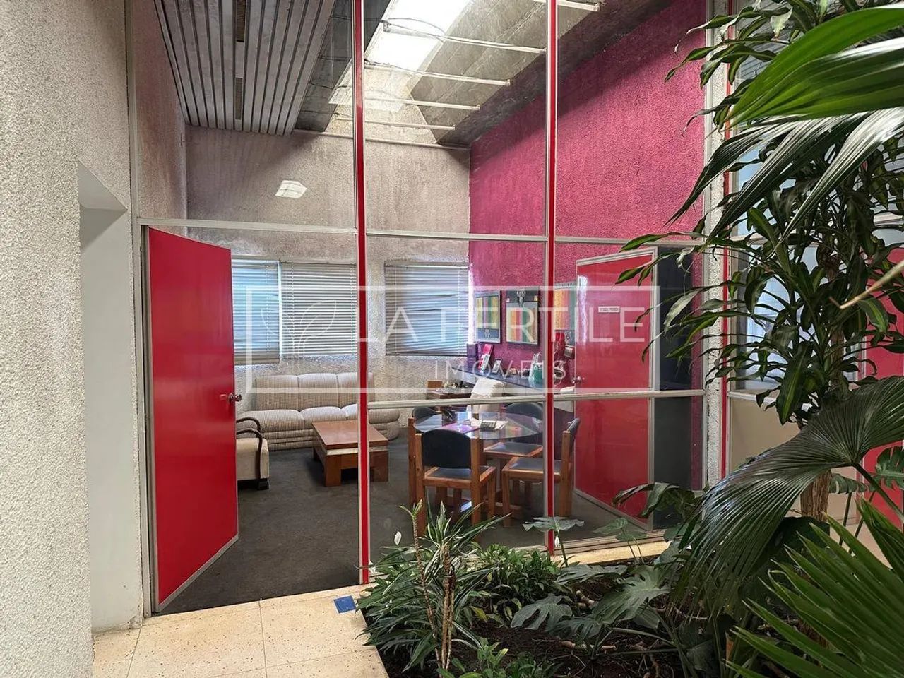 Barracão, 1050M², Aluguel de R$ 32.000,00 + Taxas - Dom Rodrigo, São José dos Pinhais (Pr) - Foto 2