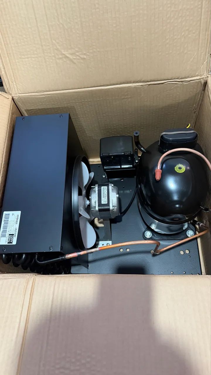 Unidade condensadora 1HP Embraco 