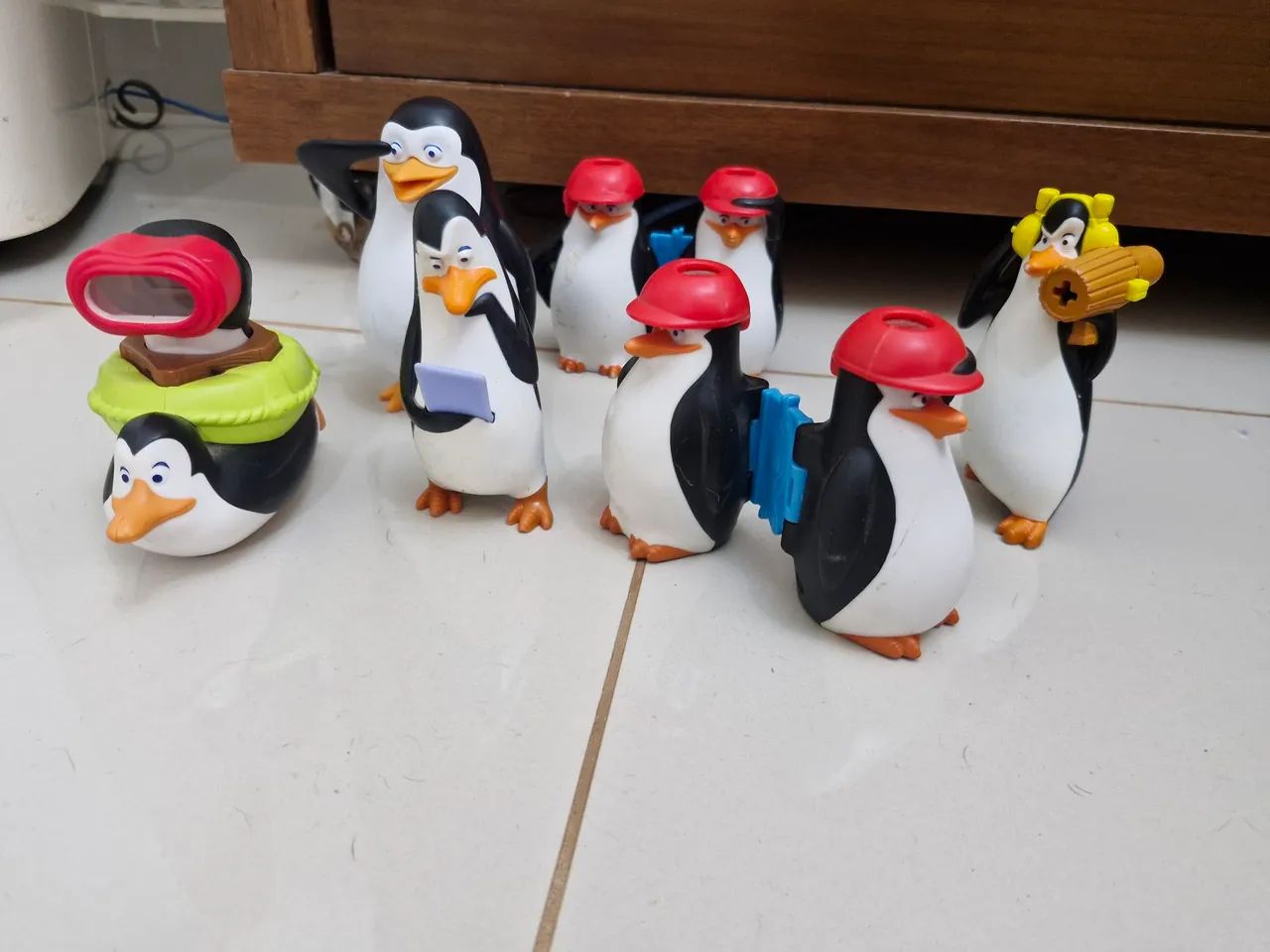 Miniaturas Action Figure - Pinguins de Madagascar - Foto 4