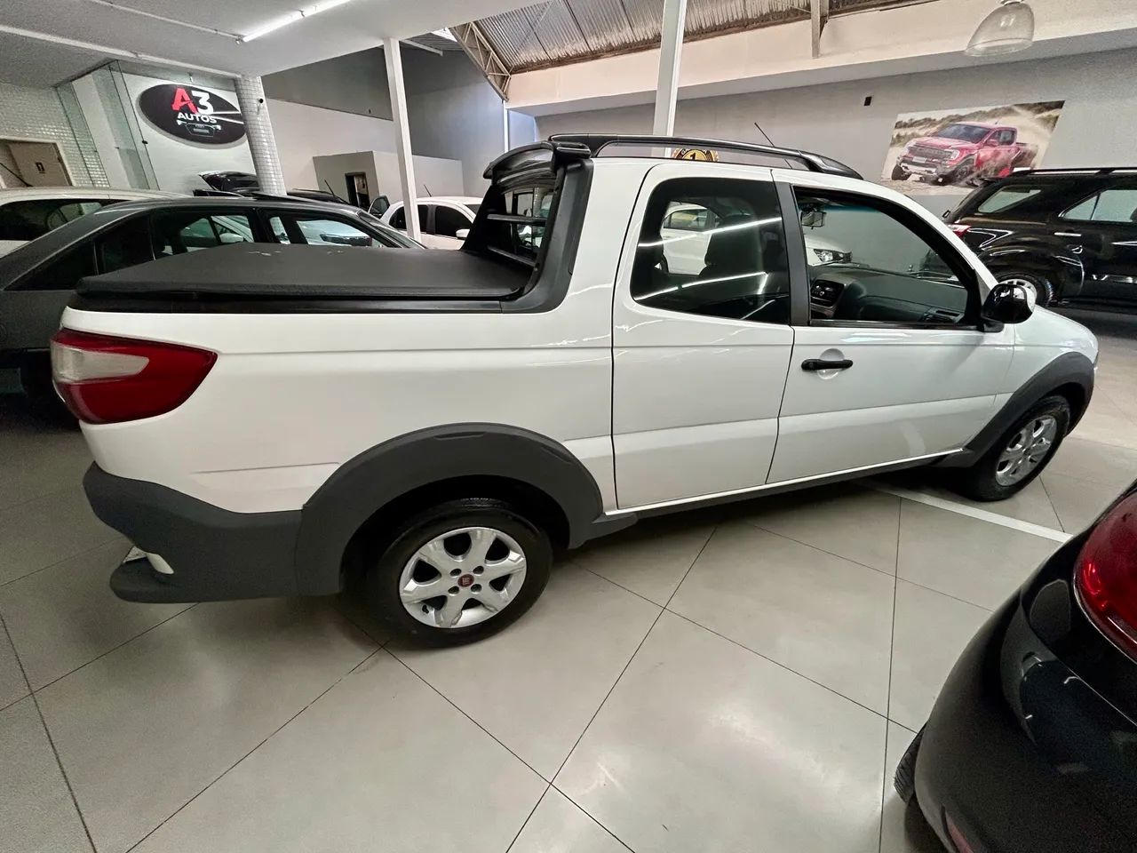 Fiat Strada Trekking 1.6 16V Flex CD 2015 - Foto 5