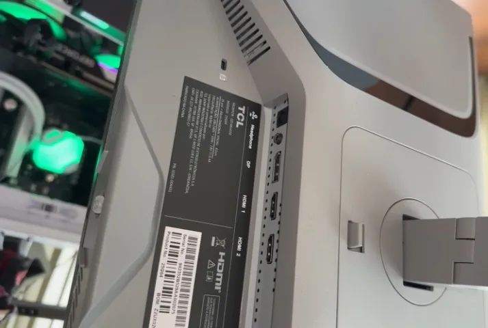 Monitor Gamer TCL QD Mini LED 300Hz - Foto 4