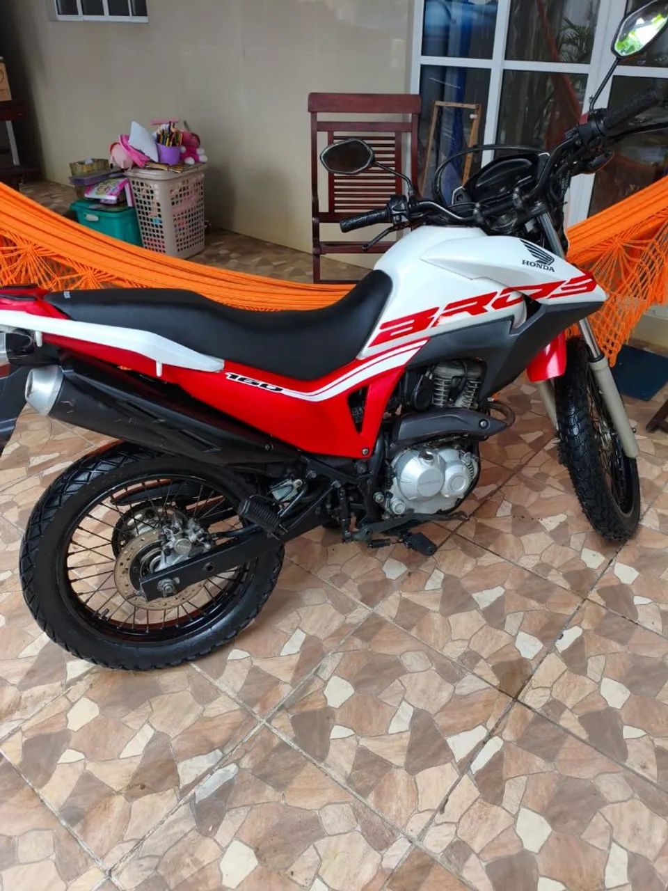 bros 160
