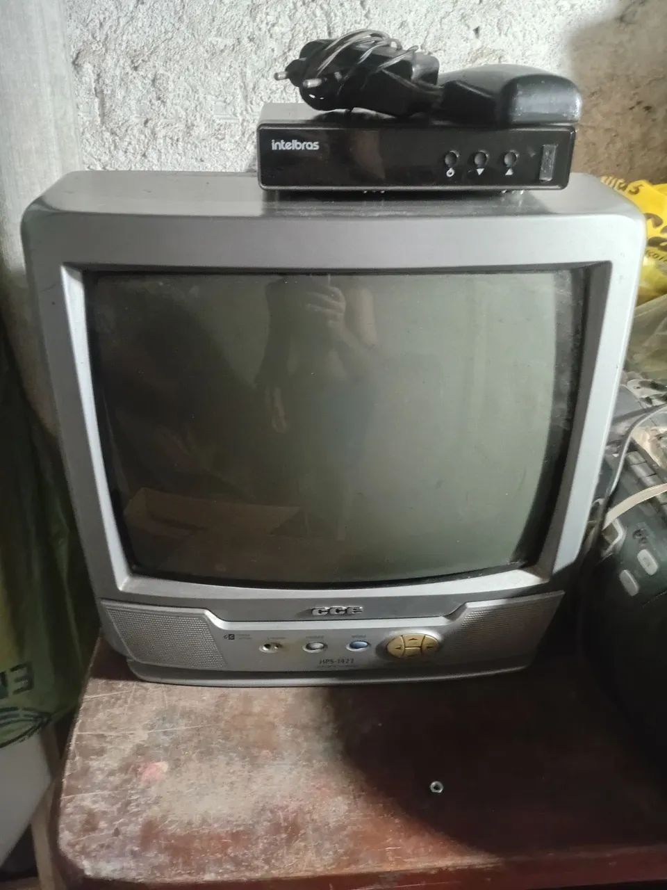 Televisão antiga - Foto 2