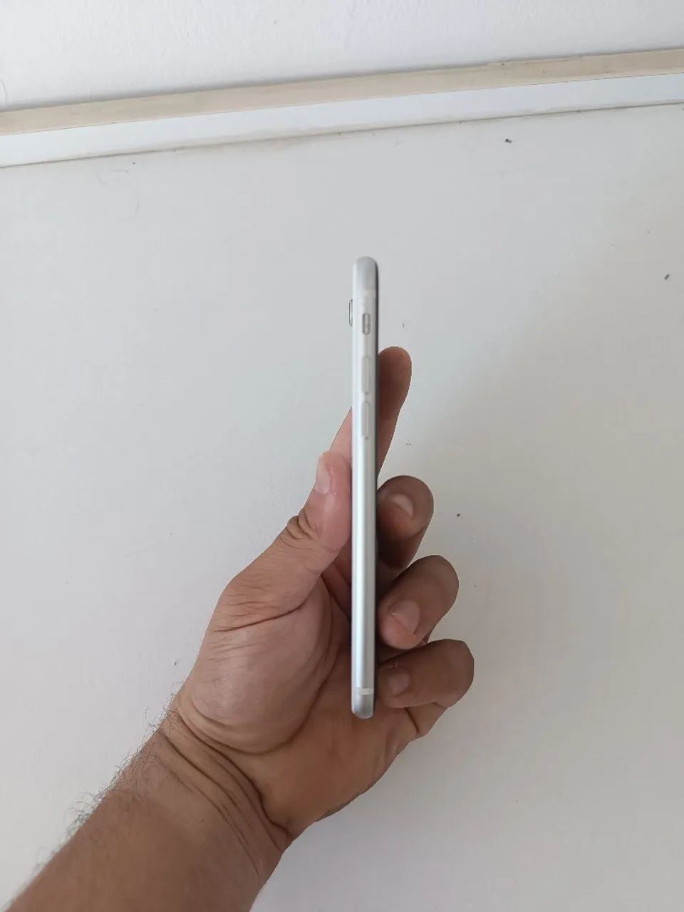 Vendo iPhone SE 2? Geração  - Foto 4