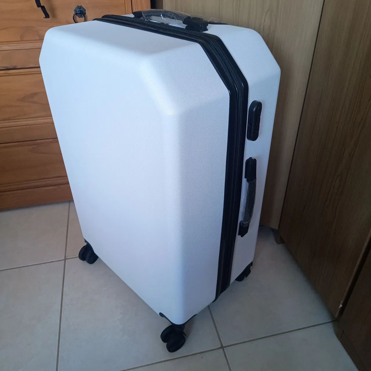 Vendo mala de despacho 28 polegadas / 23 kg