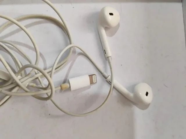  Fones de ouvido Apple EarPods conector Lightning e Carregador MagSafe Charger  - Foto 6