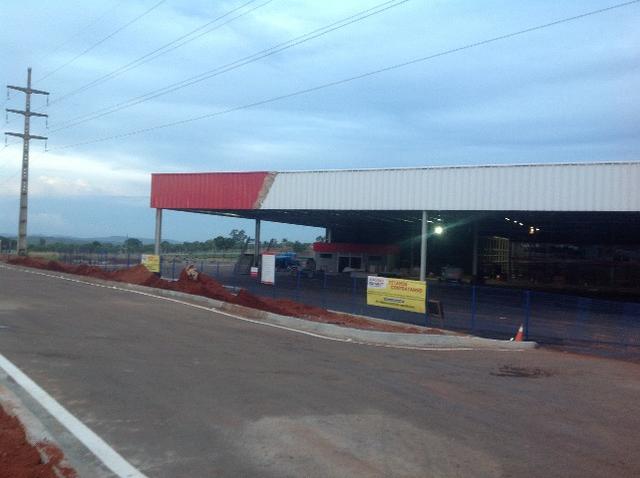 2 lotes juntos 600 metros cada 15 por 40cada na avenida,próximo do centro. - Foto 8