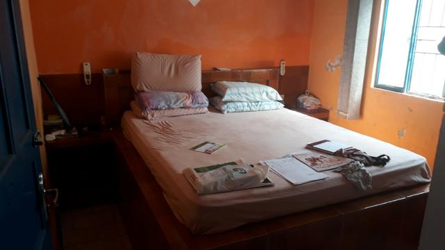 Vende, R$ 300.000,00, excelente casa na av. principal da folha 23 com kitnet no fundo - Foto 9