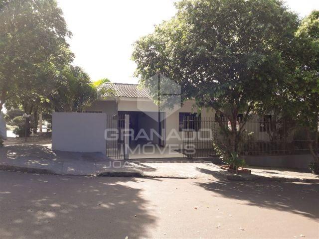 10666 | Terreno com 2 casas em Mandaguaçu | 203m²