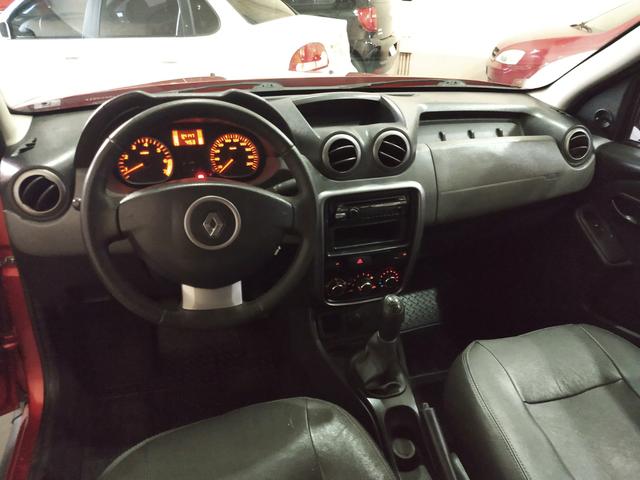 Duster 1.6 2012 único dono - Foto 3