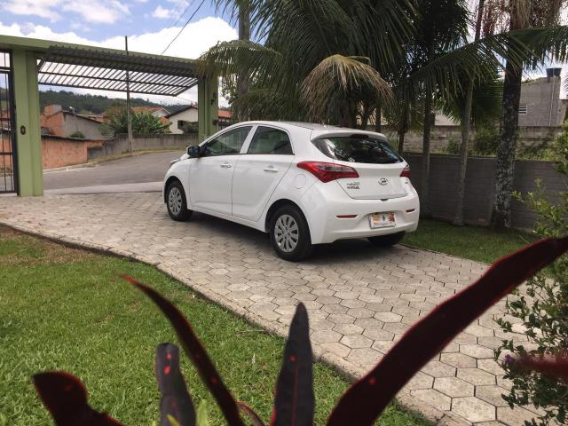 Vendo Hb 20 único dono 2015 carro 1.0 com 6?mil kms