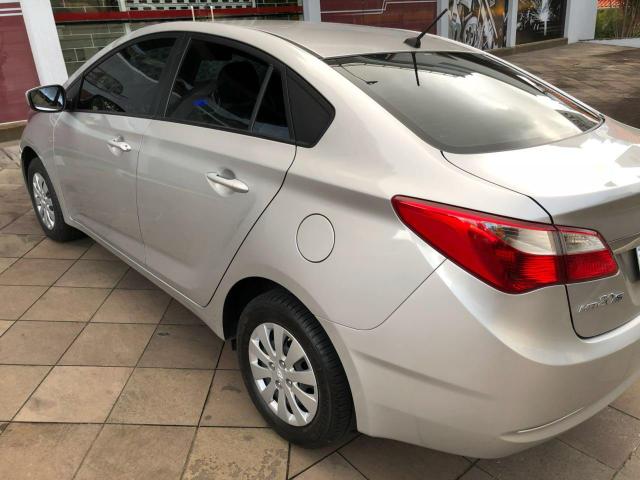 Hyundai HB20S 1.6 Comfort Plus 2015 - Foto 2
