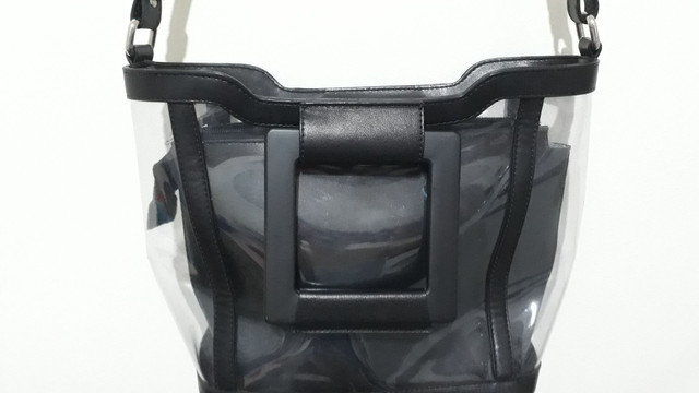 Bolsa Arezzo cor modelo igual foto - Foto 4