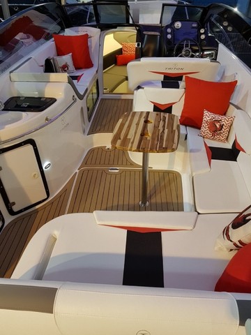 Lancha Triton 300 Sport - Ñ e Focker/Evolve/fs/nx/solara/phantom/intermarine - Foto 4