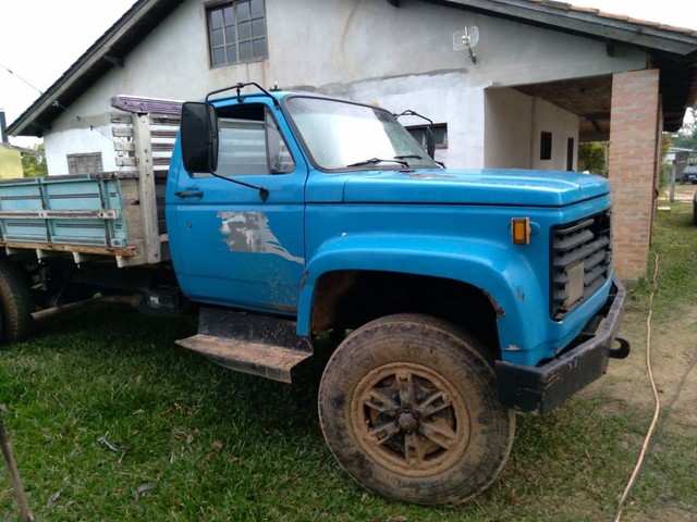 CHEVROLET D13.000 CUSTON ANO 87 $36.000