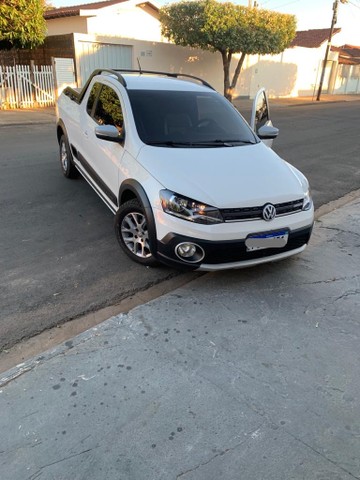 WV VOLKSWAGEN SAVEIRO CROSS
