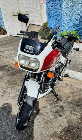 Cbx 750 galo Hollywood 
