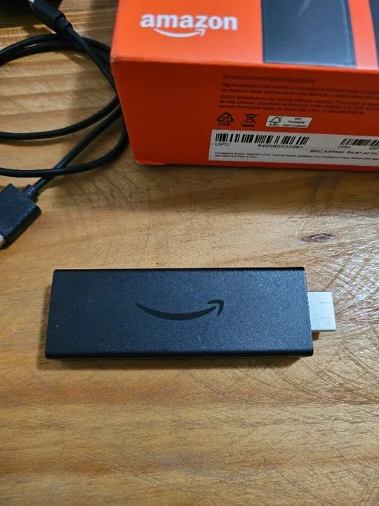 Vendo Fire TV Stick Alexa completa - perfeito estado na caixa - Foto 5
