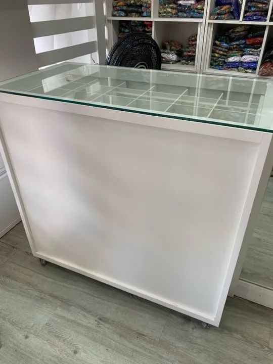 Balcão MDF para Joias com nichos - Foto 2