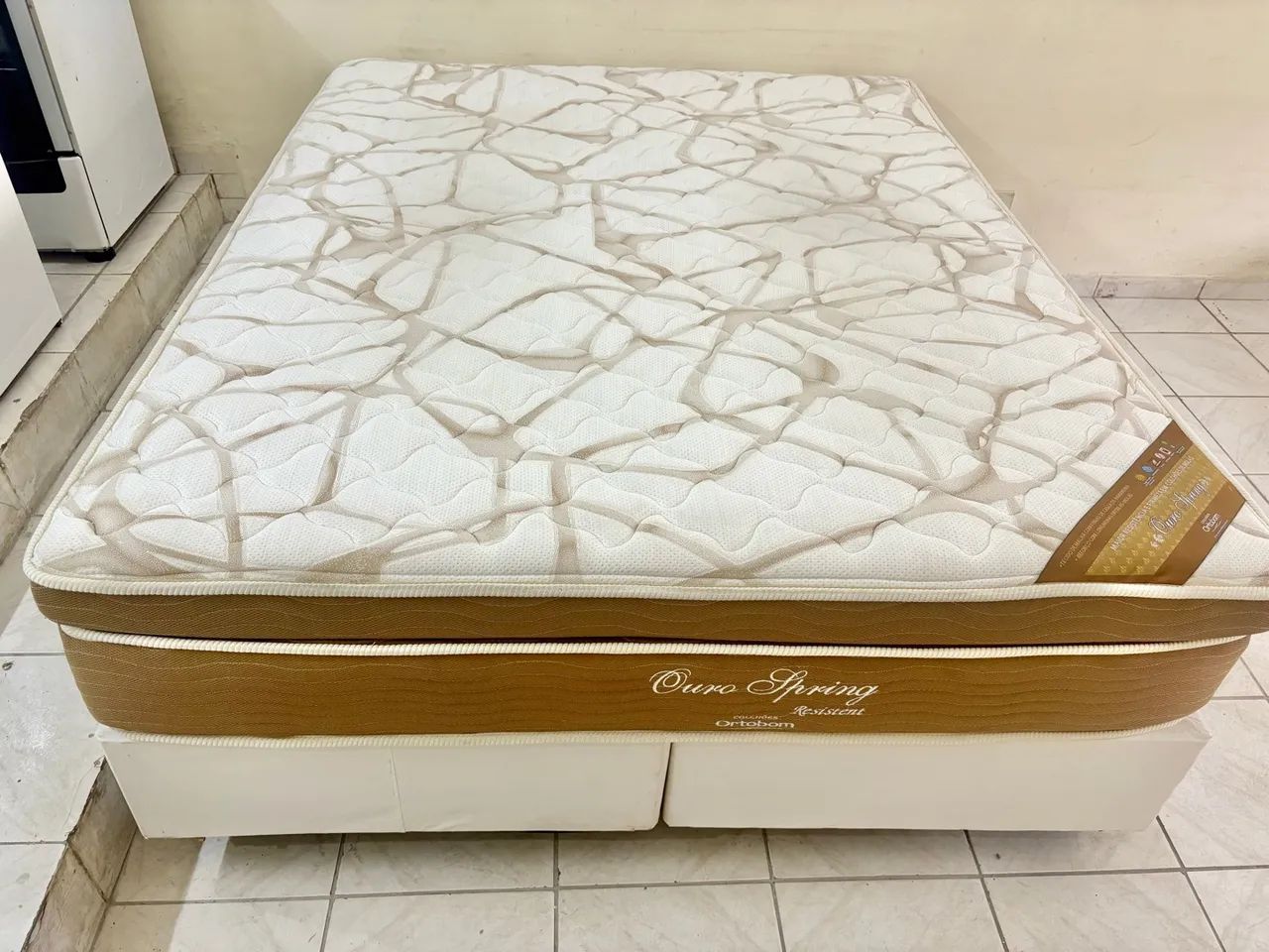Cama box de casal Queen size , cama box Queen  - Foto 3