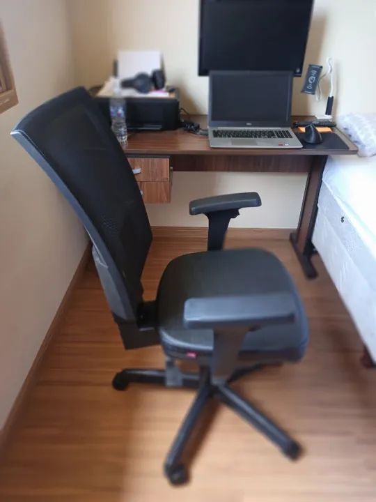 CADEIRA EXECUTIVA DE ESCRITÓRIO