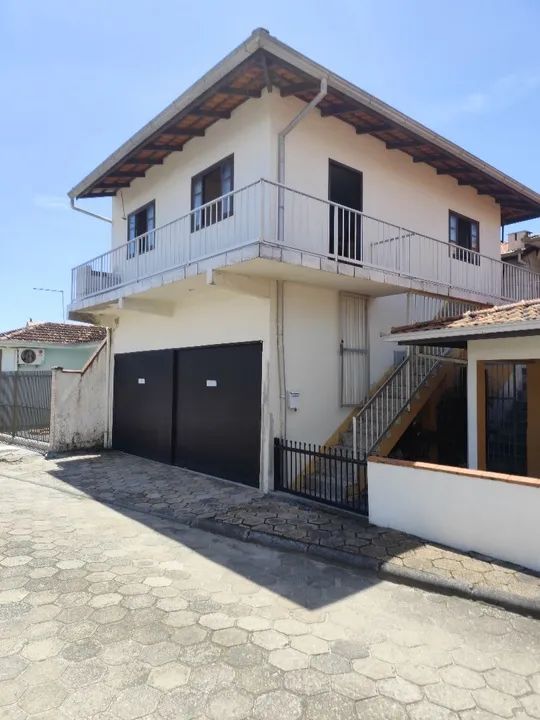 APARTAMENTO Temporada em Local Tranquilo na Praia de Bal.Barra do Sul