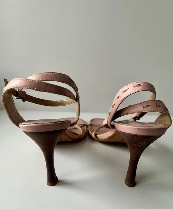 Sandália couro rosa claro - Foto 4
