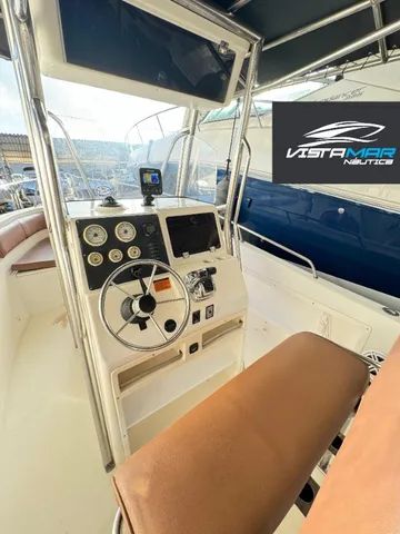 Lancha Fishing 26 com motor Mercury 4T  - Foto 7