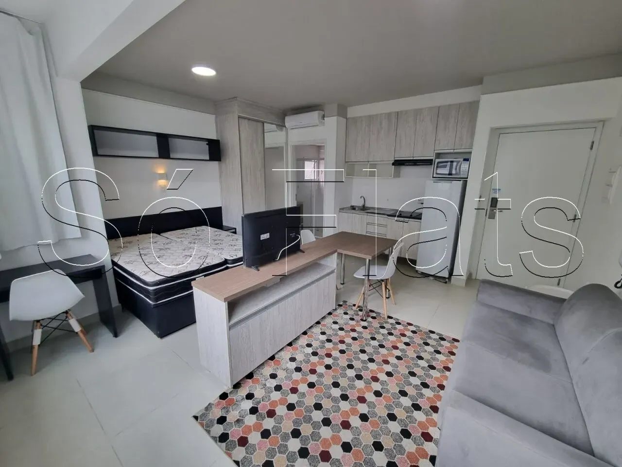 Apartamento novo tipo studio disponível para locação na Rua Augusta.
