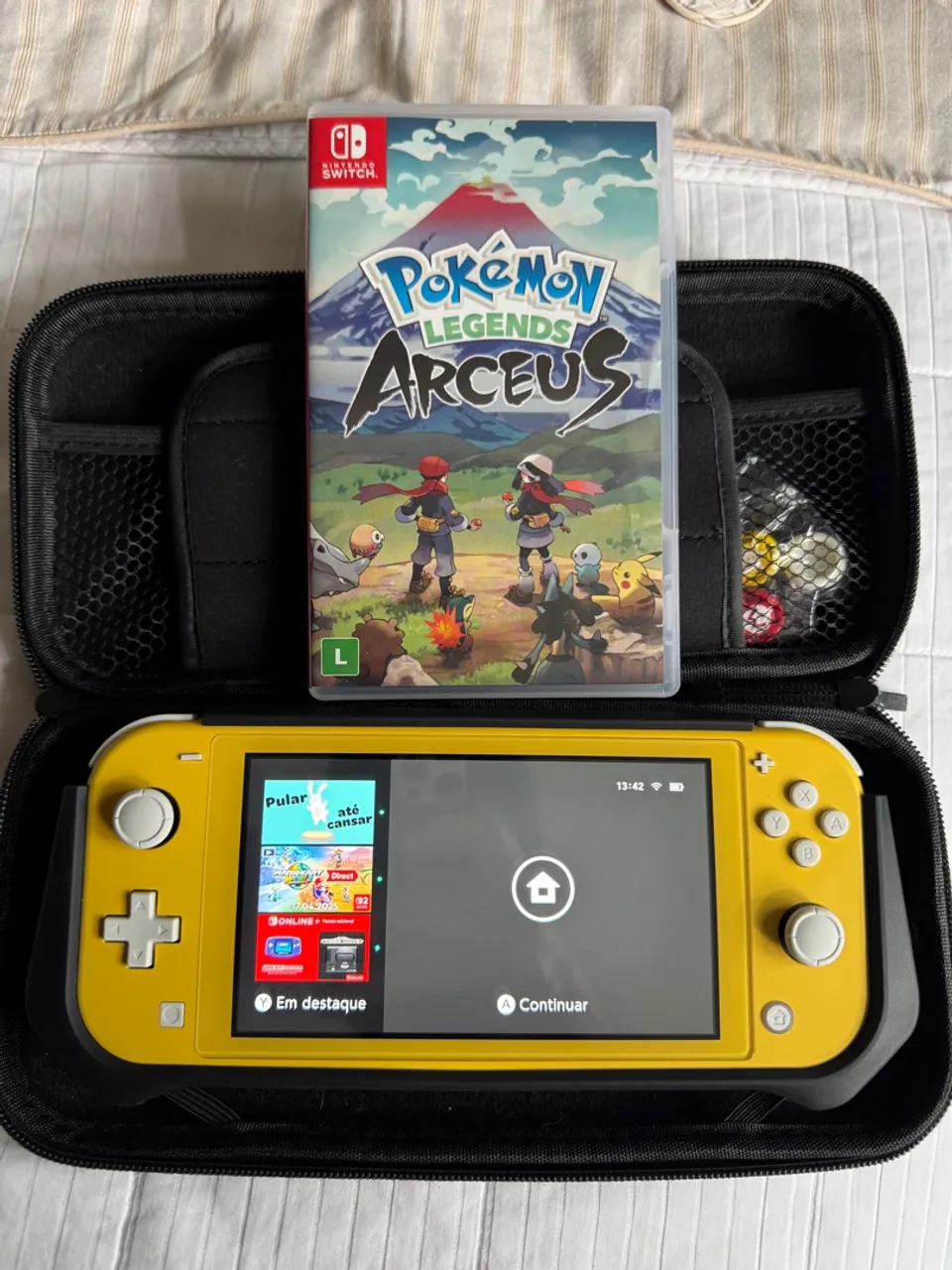 nintendo switch lite pokemon