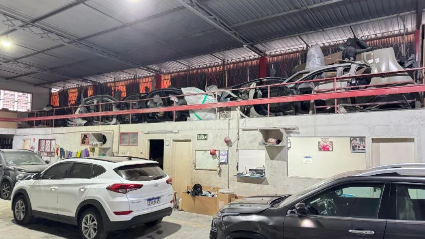Oficina de funilaria e pintura completa, operando com equipe e clientela ativa - Foto 5