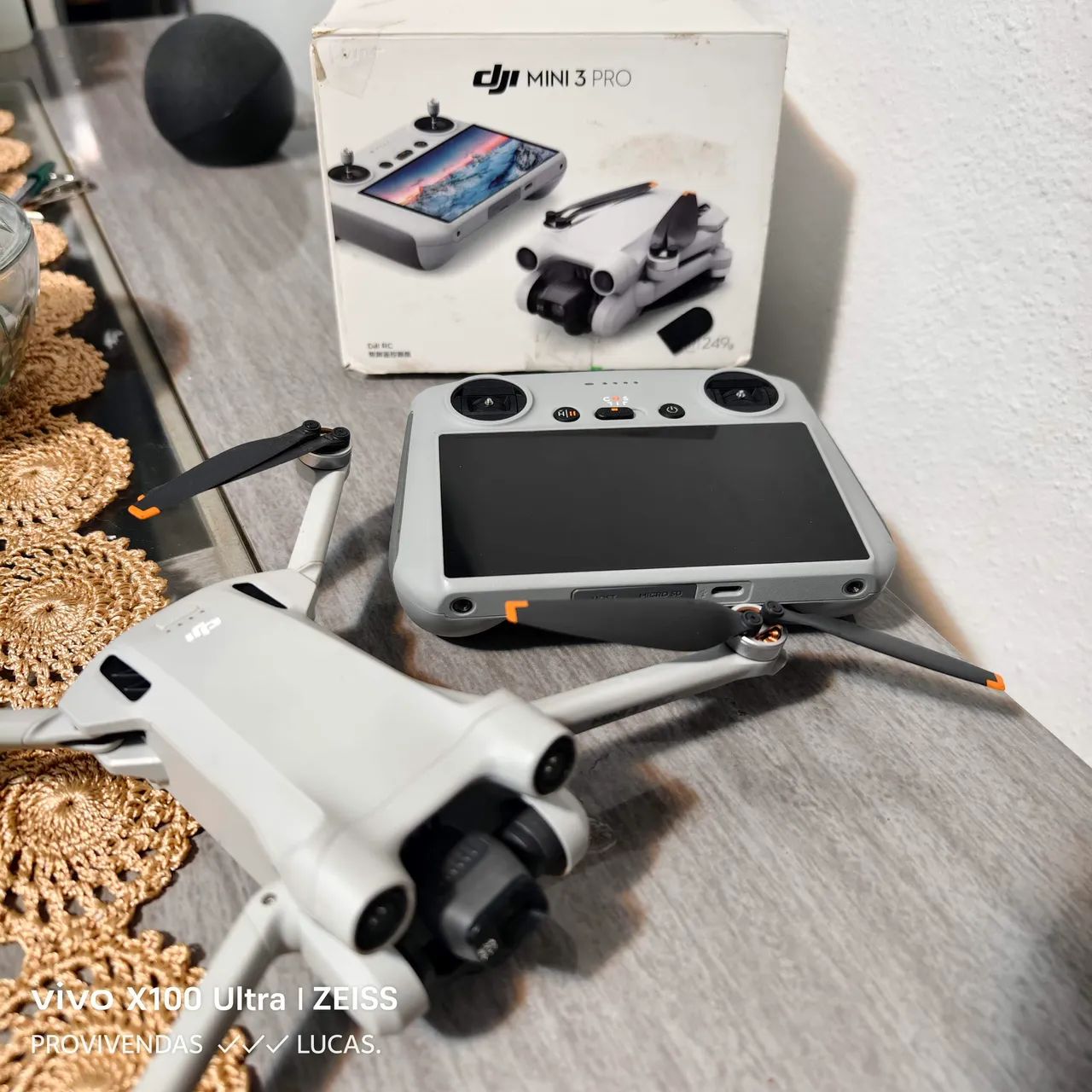 drone DJI Mini 3 Pro RC com câmera 4K cinza 5.8GHz 1 bateria ACT TROCA E CARTÃO.