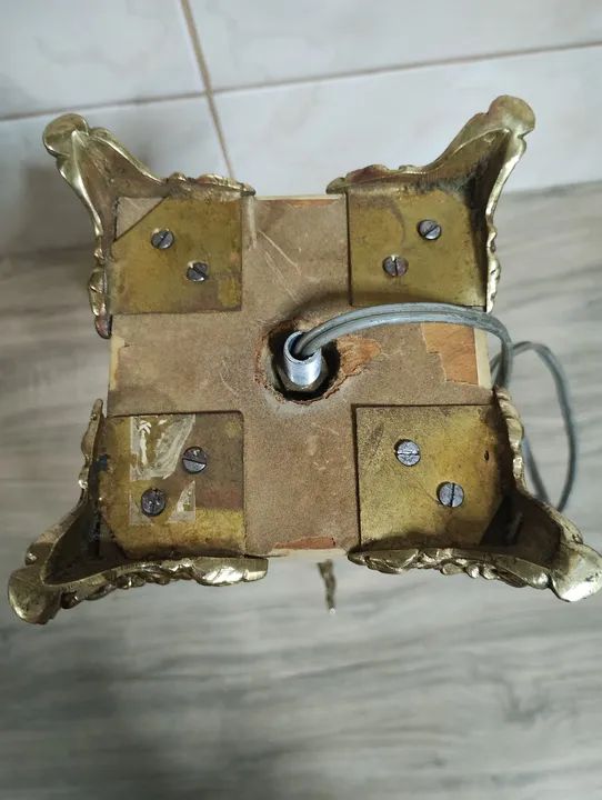 Abajur de Alabastro Rocha Amarelo - Foto 4