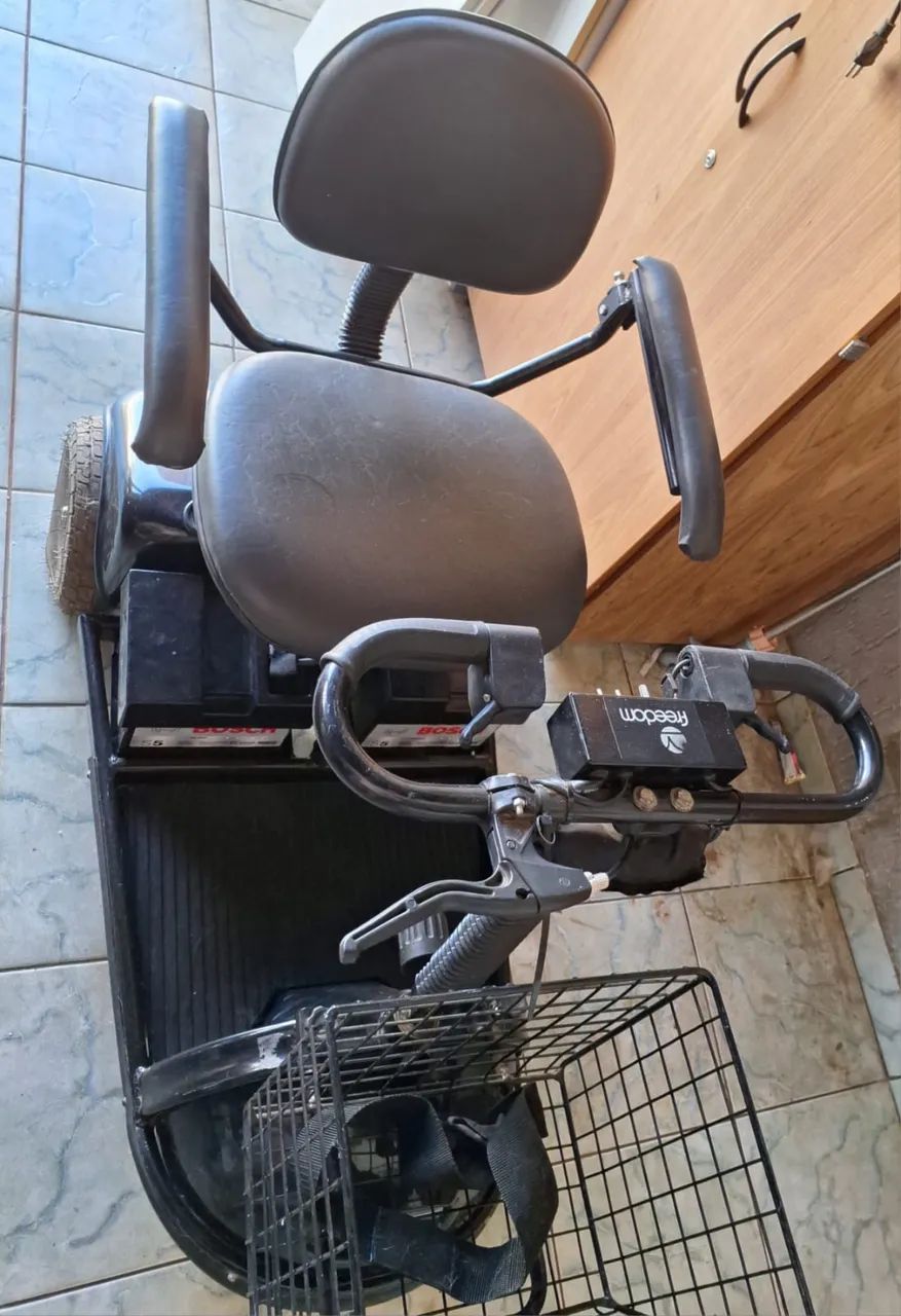 Carrinho elétrico para idosos e deficientes - Foto 3