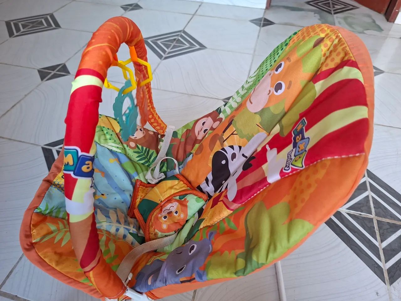  Kit bebê  Cadeirinha   de descanso  e Assento   Almofada  de ?  - Foto 2