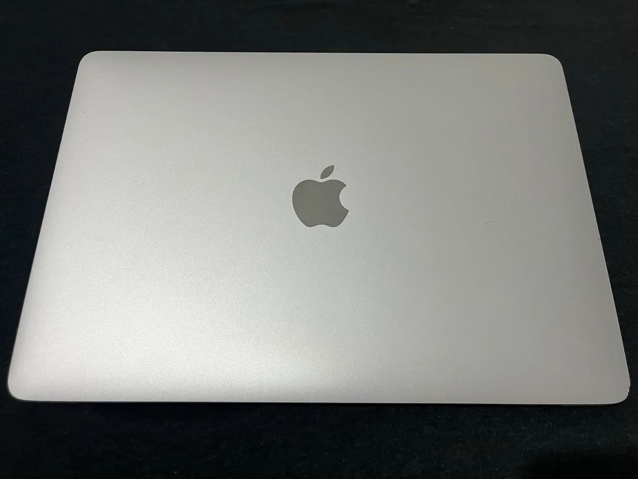 MacBook Pro M1 2020 - 16GB RAM, 512GB SSD em Perfeito Estado