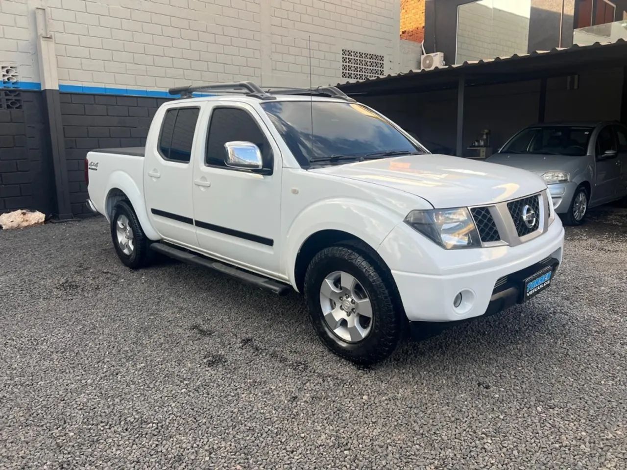 Nissan Frontier 2012 2.5 le 4x4 cd turbo eletronic diesel 4p automático - Foto 3