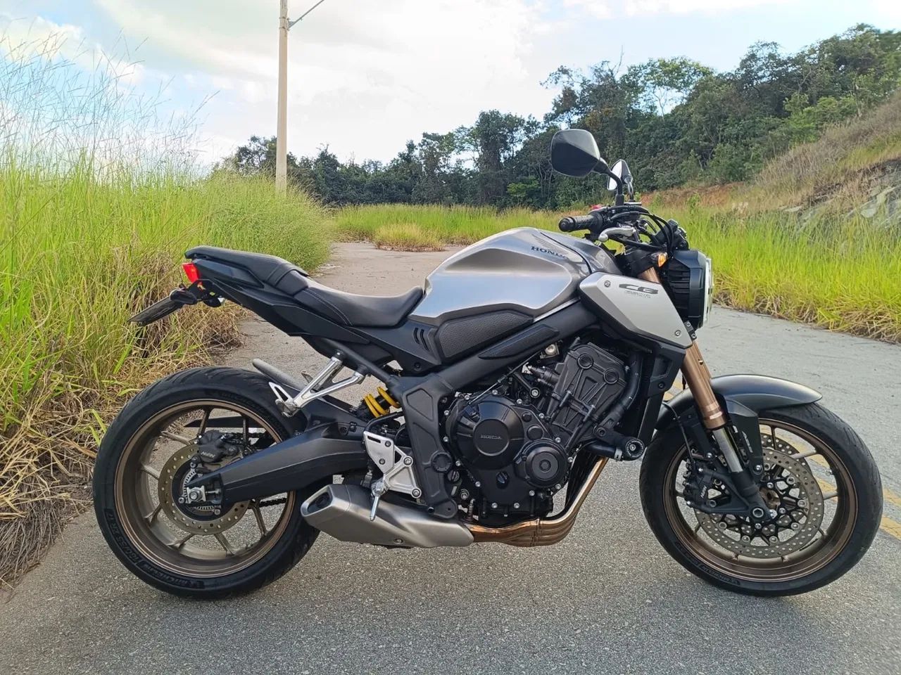 CB 650R
