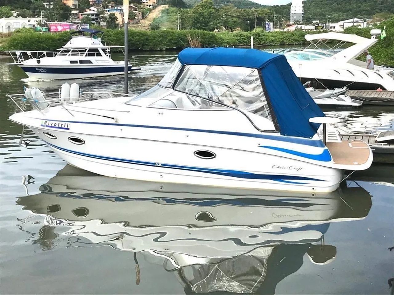 Lancha Chris Craft, motor Volvo 300hp - 2010 - Foto 2