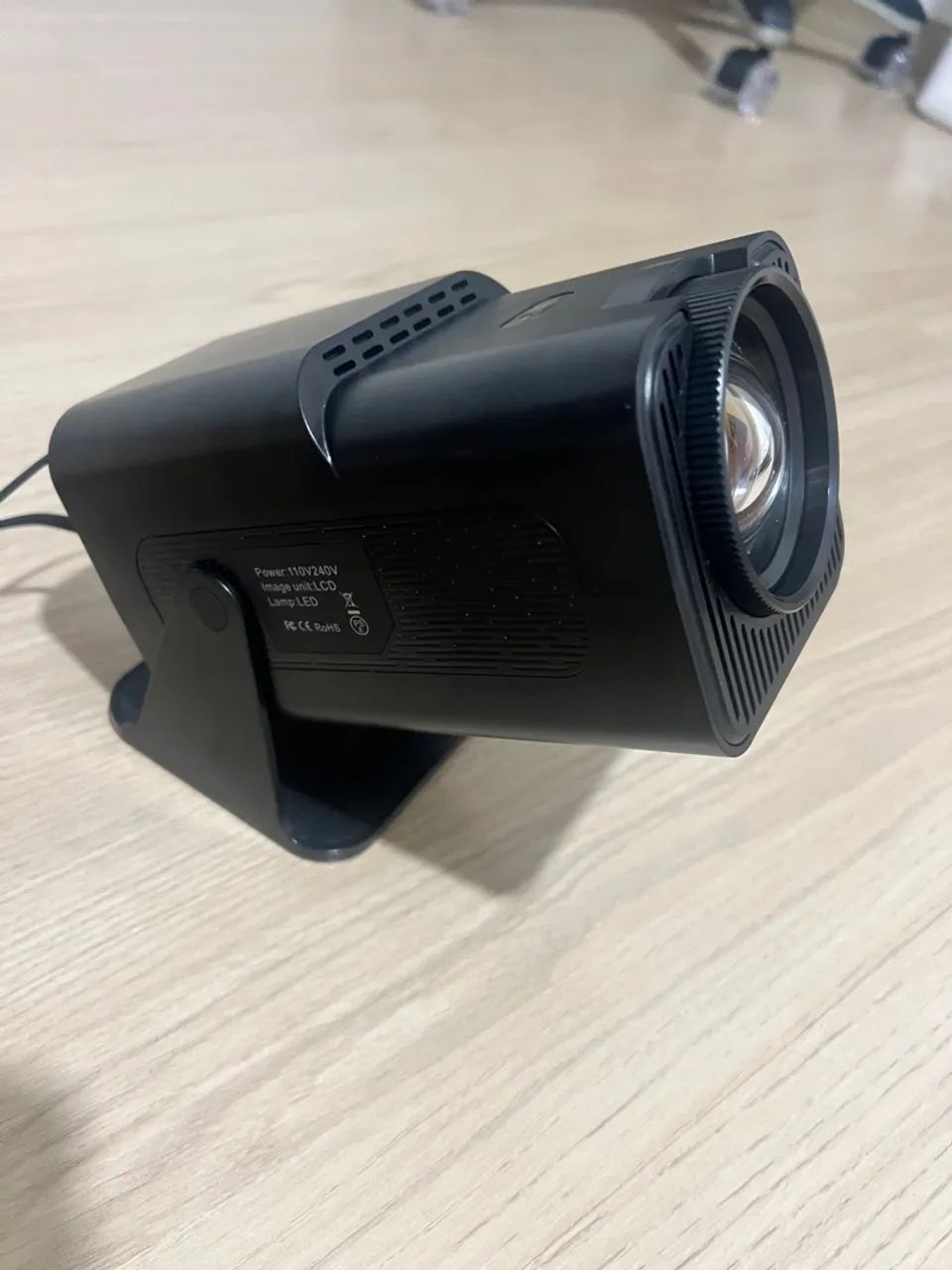 Projetor Portátil para Cinema em Casa - Foto 2