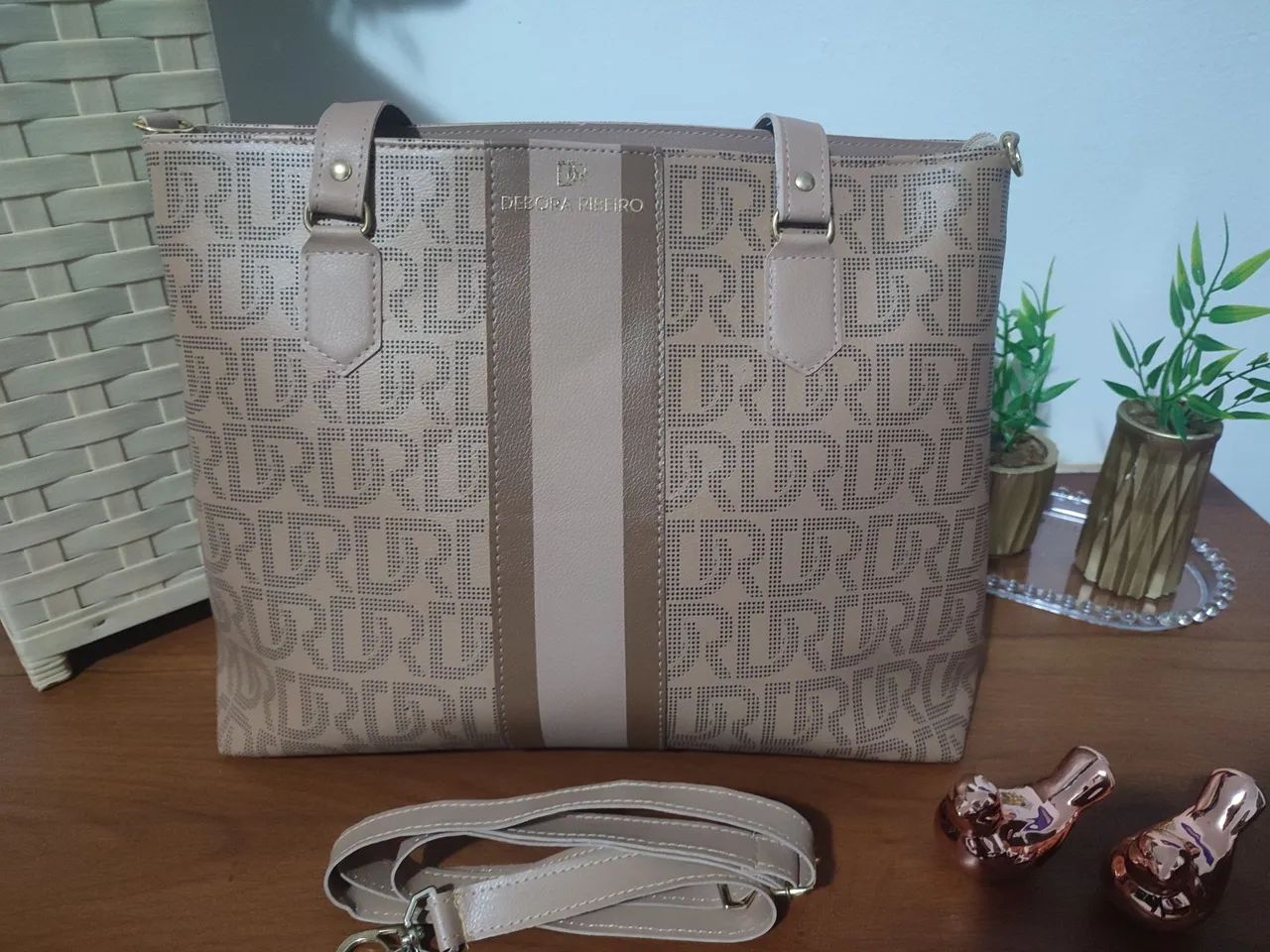 Bolsa de Ombro  Débora Ribeiro com alças ajustáveis  - Foto 2