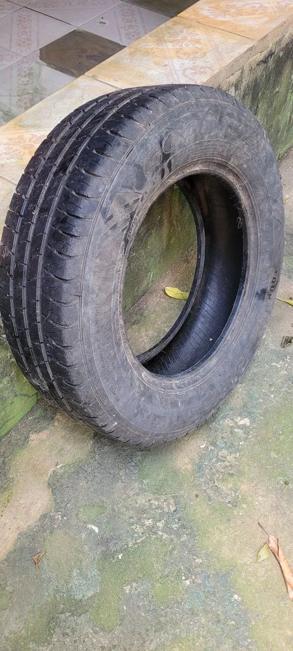 Pneu 185/70/14  70 % de vida  - Foto 3
